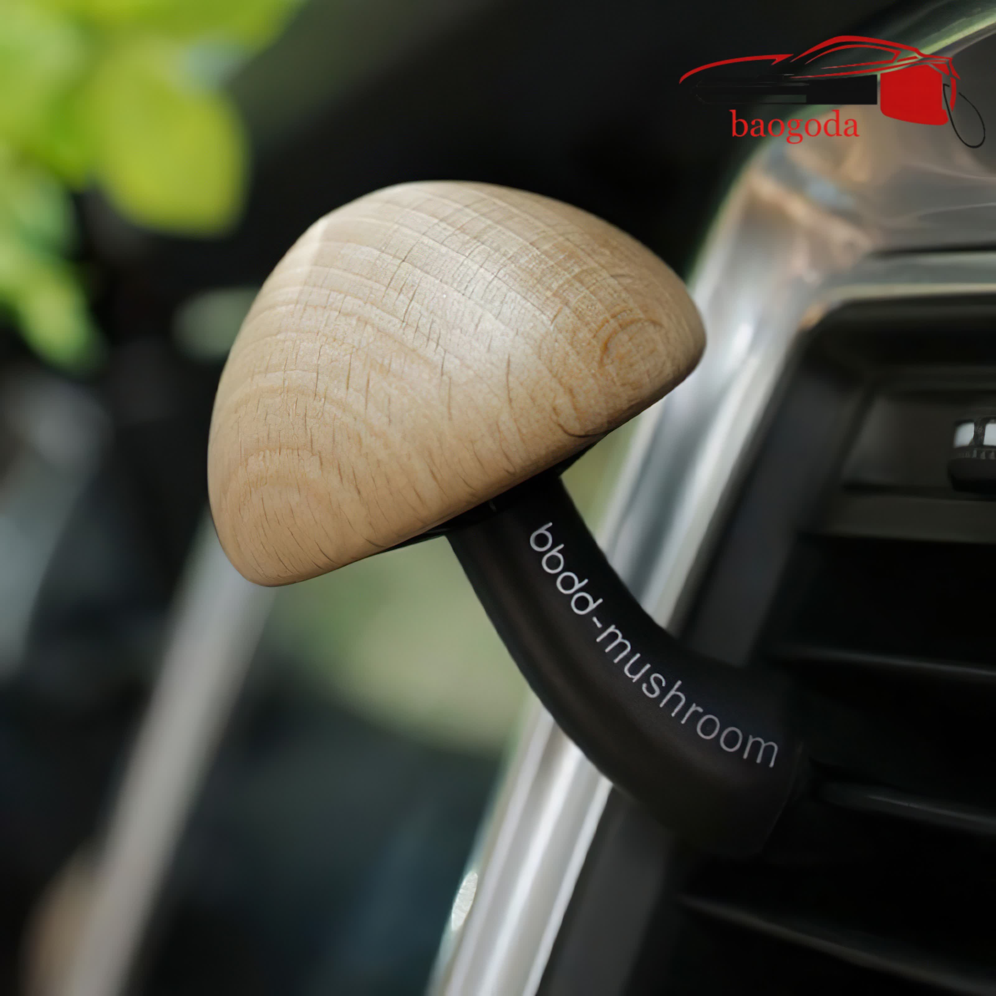 Beige Solid Wood Mushroom Car Air Vent Clip - Aromatherapy Air Freshener with 5 Fragrance Tablets for Car Interior